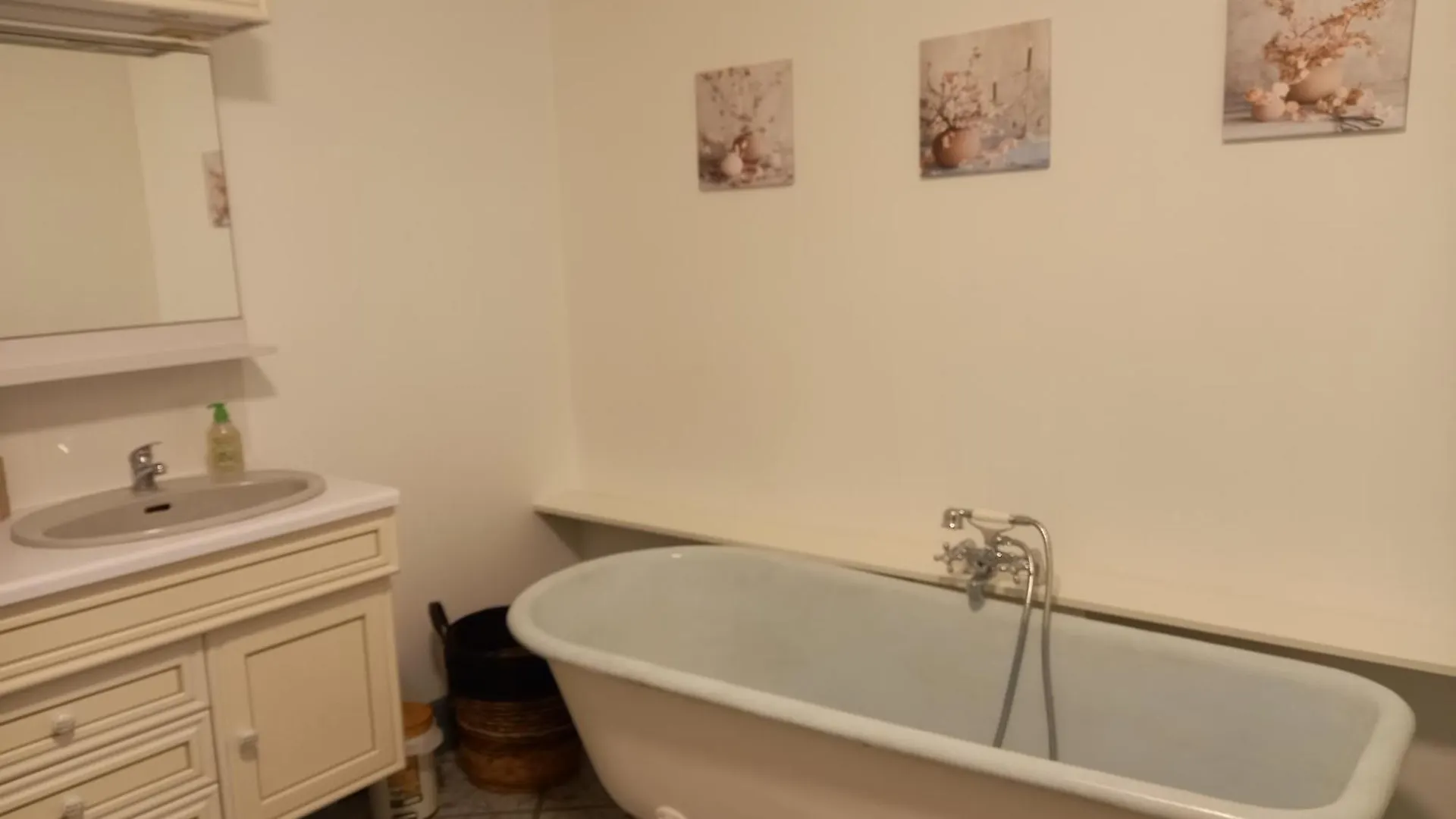 Apartment Gites Du Chateau De Lestang Auzits France